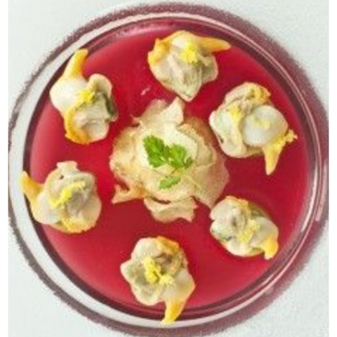 Berberechos al natural con Campari, aceitunas y papas chips